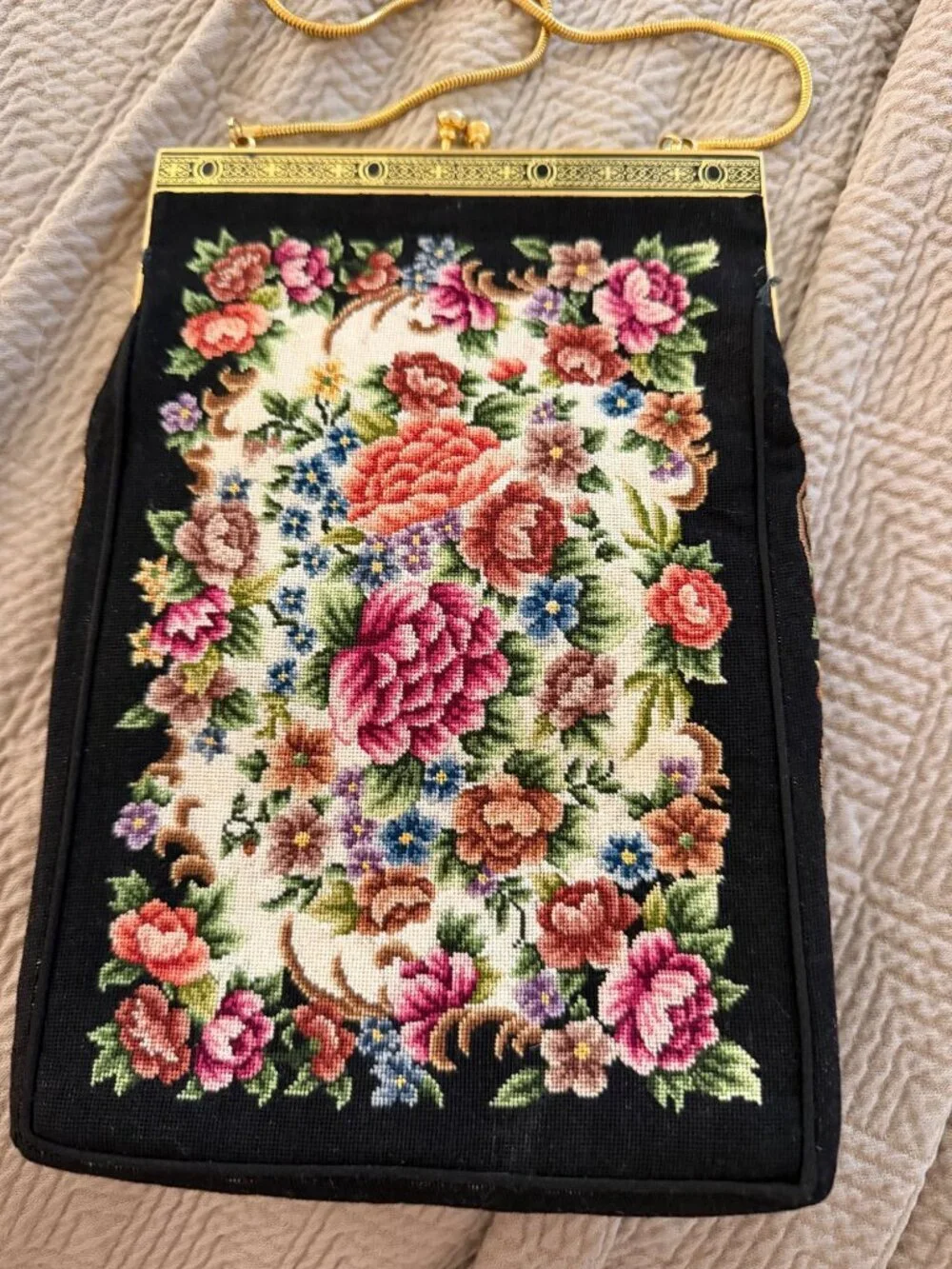 Vintage Womens Tapestry Needlepoint Clutch Purse Gold Tone Floral Cottage core